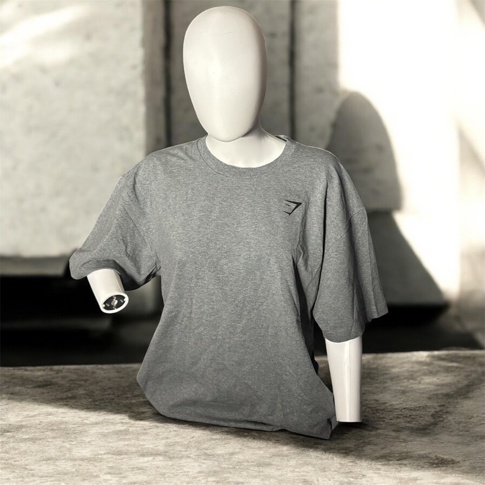 ESSENTIAL OVERSIZED T-SHIRT
